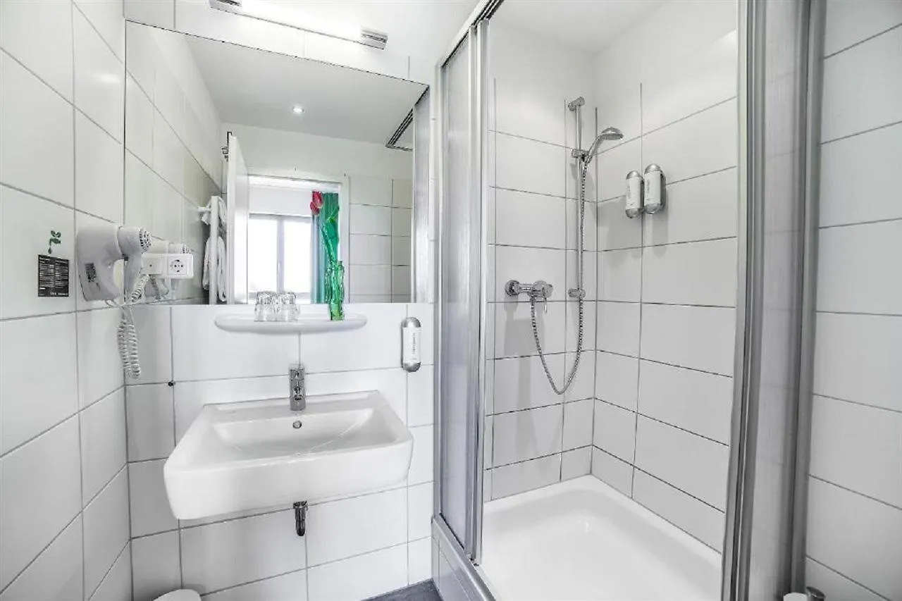 H+ Hotel 4Youth Berlim