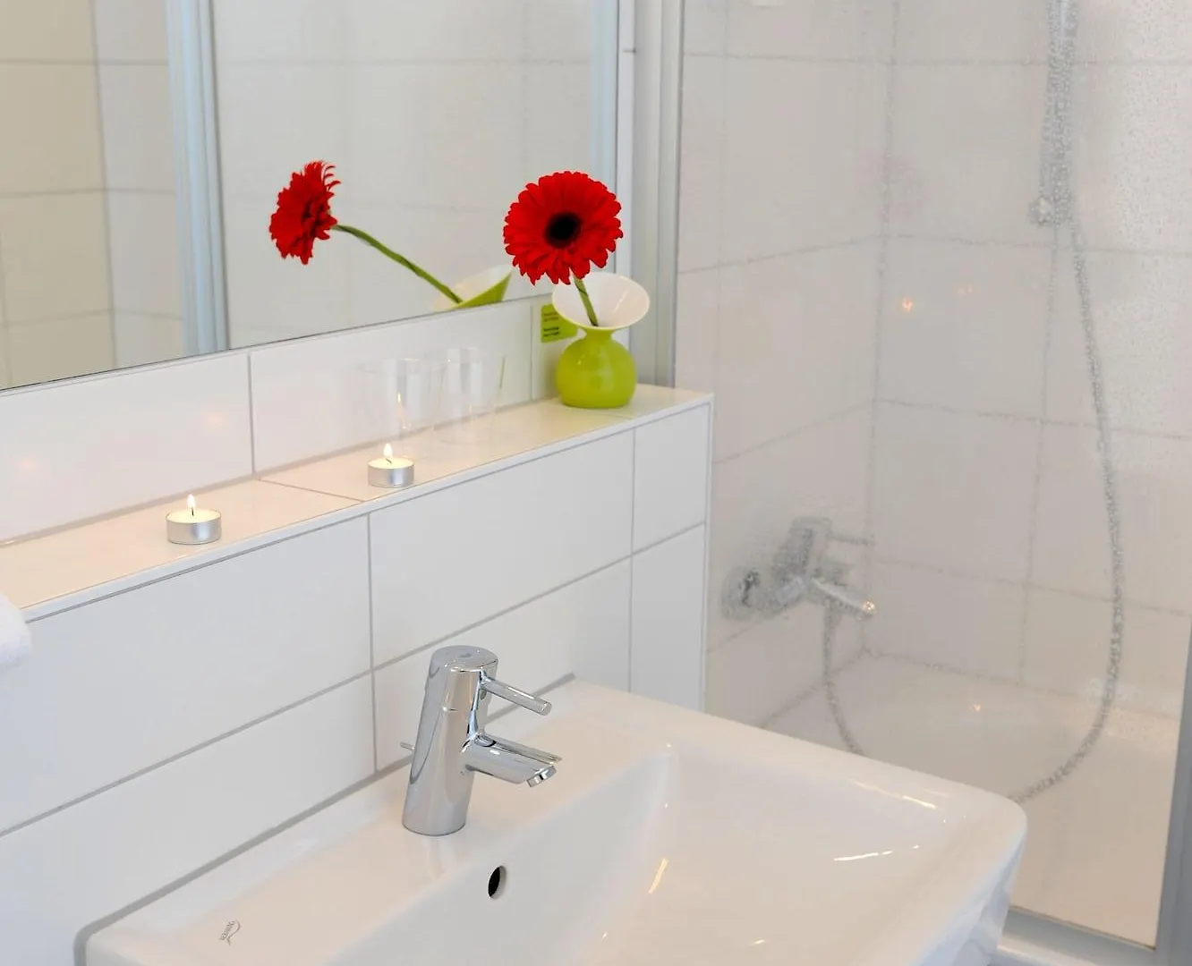 H+ Hotel 4Youth Berlim 3*,