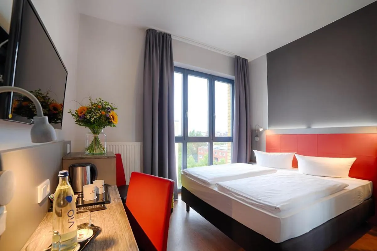 H+ Hotel 4Youth Berlim 3*,  Alemanha