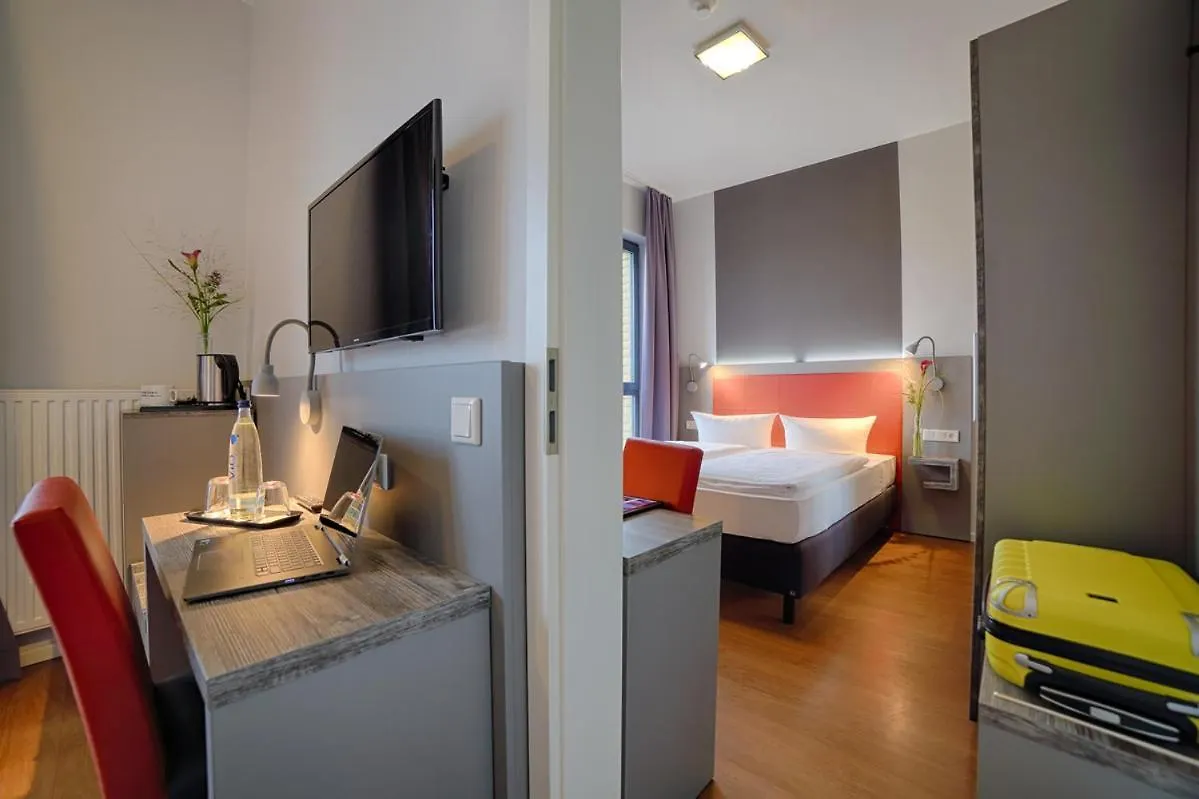 H+ Hotel 4Youth Berlim
