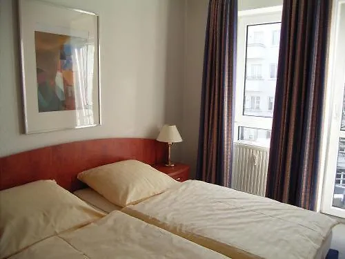 H+ Hotel 4Youth Berlim