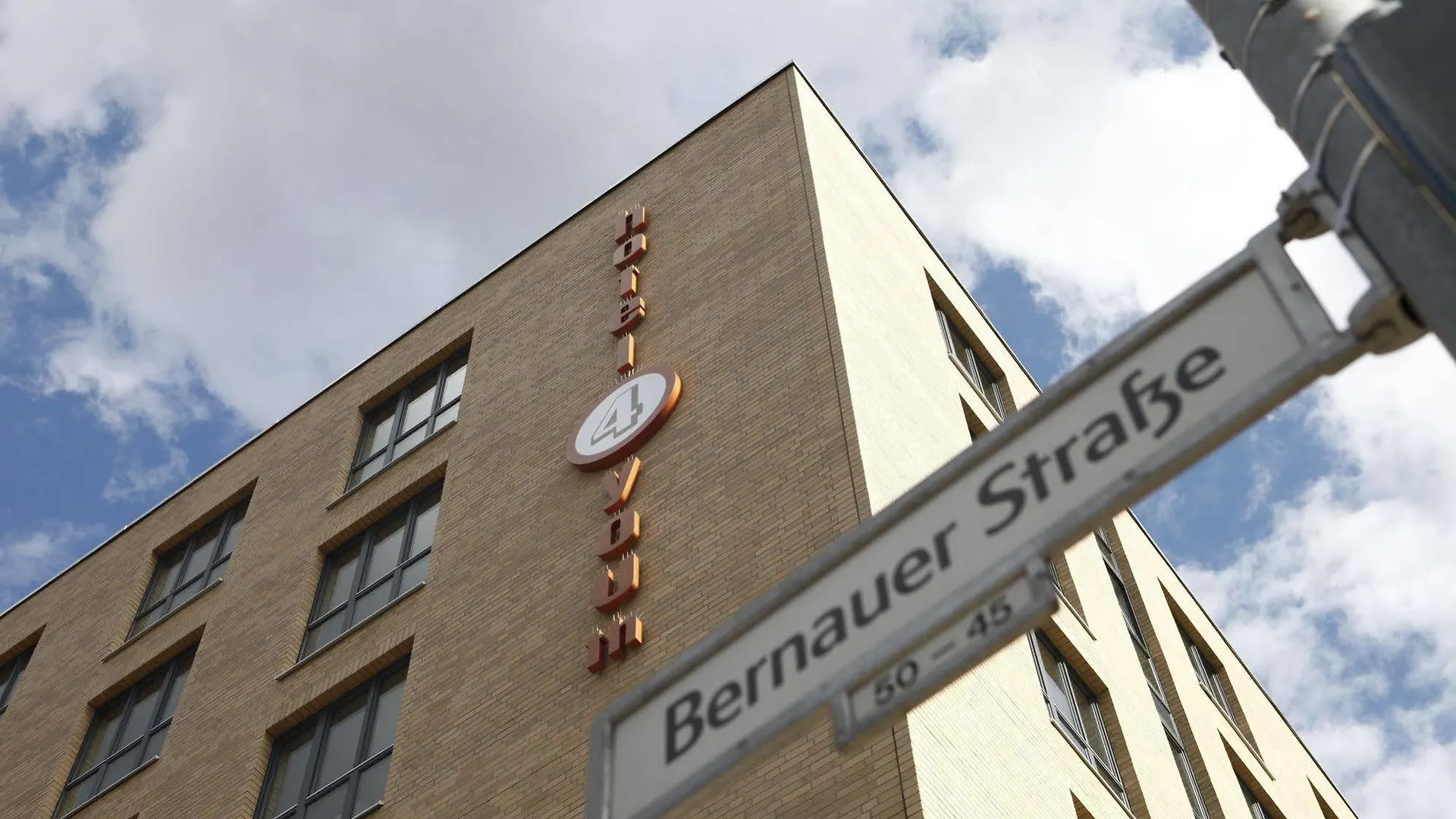 H+ Hotel 4Youth Berlin