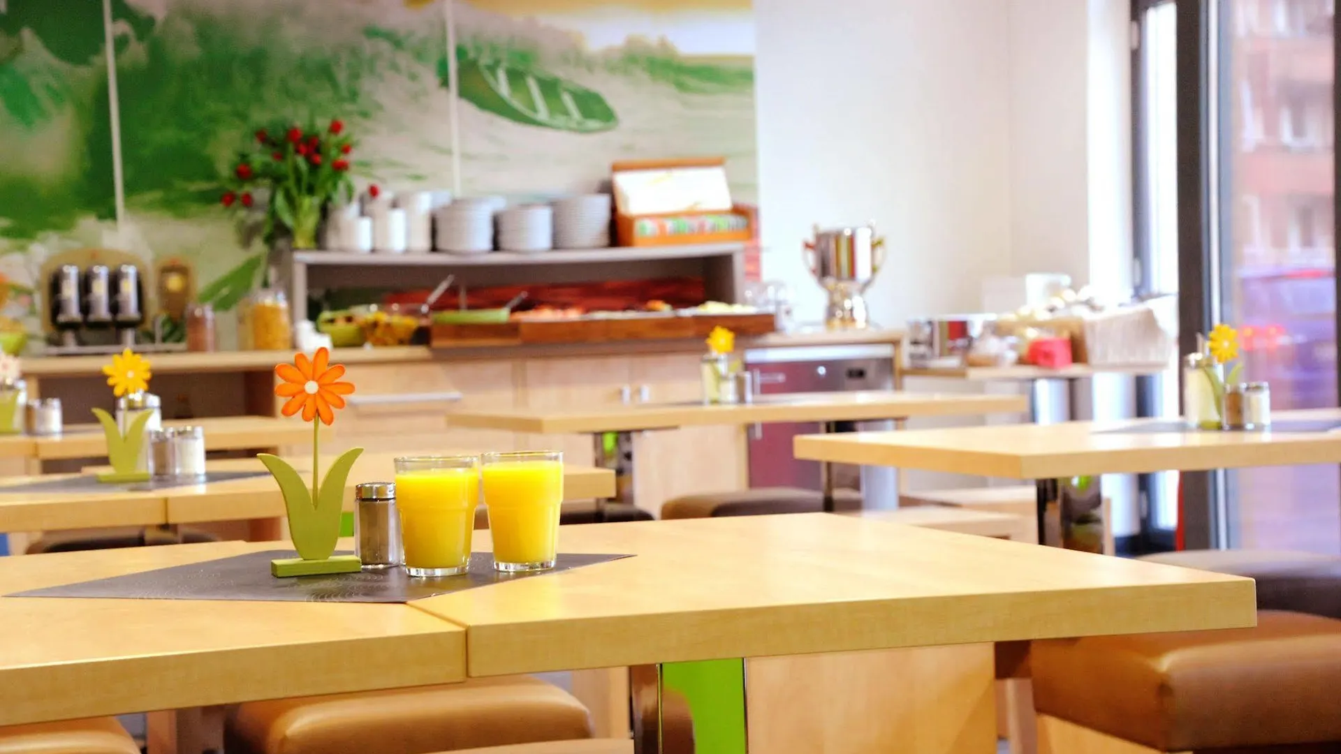 H+ Hotel 4Youth Berlim